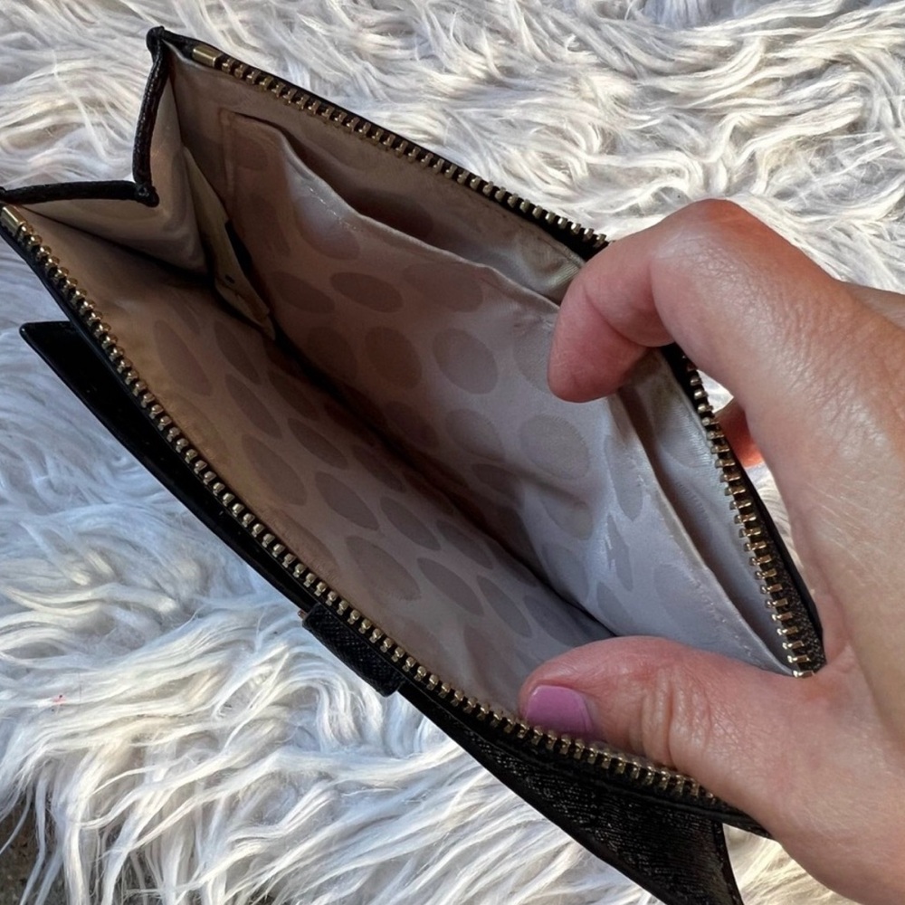 Kate spade black clutch wristlet - Picture 6 of 6